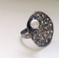 Victoria, sterling silver and pearl ring